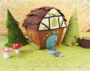 DIY felt Woodland Cottage PDF pattern mini house fairy tale diorama christmas decor forest