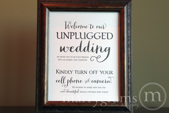 Unplugged wedding....pros and cons? 1