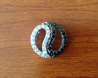 Yin yang sapphire topaz sterling silver pendant