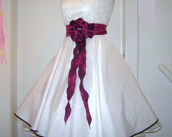 wedding dress, short,taffetta,white red bridalgown,rockabilly wedding dresses,petticoat weddingdress,tailormade,handmade,