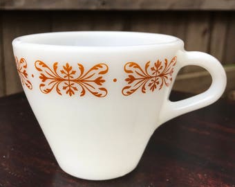 Vintage Corning Pyrex Milkglass Coffee Mug