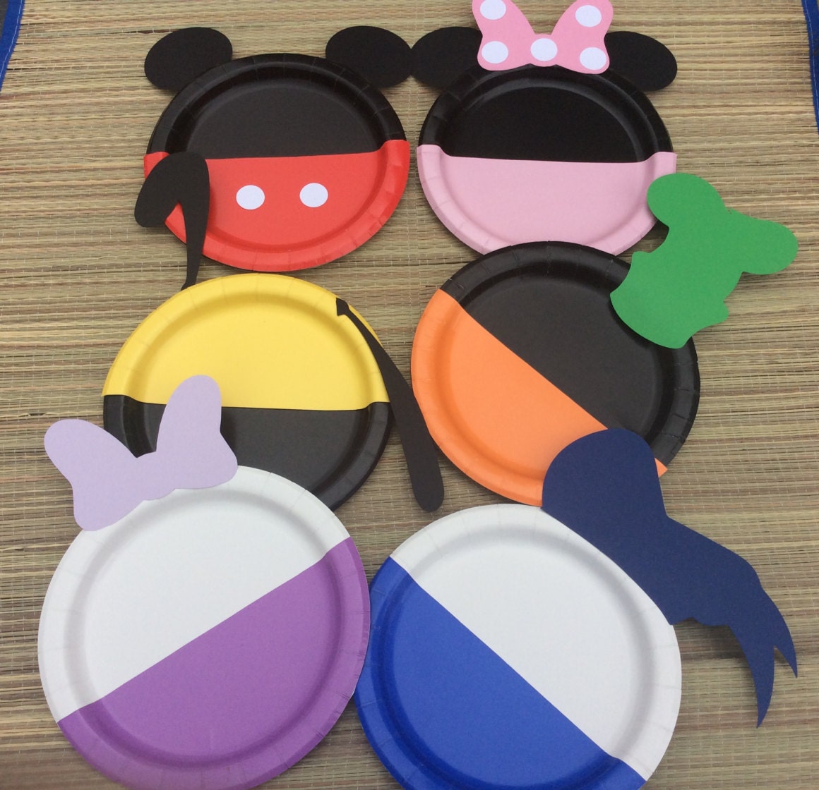 24 Mickey birthday plates/Mickey/Mickey Mouse Clubhouse