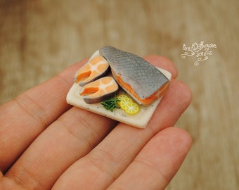 Board with fresh fish, salmon, salmon, dollhouse miniature food, dollhouse kitchen, culinary, realistic