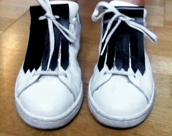 Removable black leather fringe