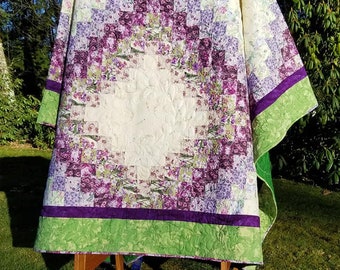 Purple/Cream/Green Irish Chain Quilt