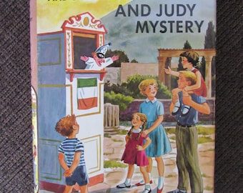 The Happy Hollisters and the Punch and Judy Mystery by Jerry West 1964 Free Shipping