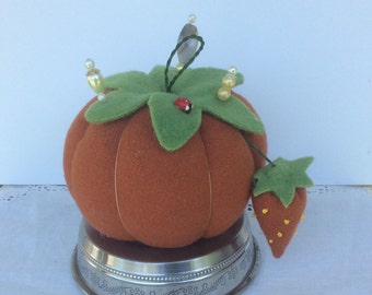 Pincushion, Sewing Notion, Quilters Pincushion,