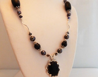Ireland's Kilkenny Marble CabachonI Victorian Necklace with Freshwater pearls & Swarovski Crystals