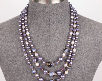 vintage multi strand necklace // glass beads