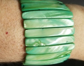 beautiful sea shells stretch bracelet, seafome color,