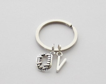 Vampire Keychain, Halloween Keychain, Vampire Teeth Keychain, Teeth Keychain, Vampire Purse Charm, Vampire Gift, Dental Assistant Keychain