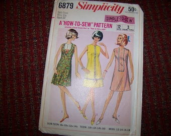 SIMPLICITY 6879 uncut size 10s pattern