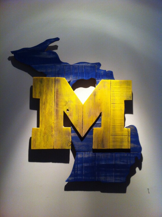 Wooden State of Michigan with University of Michigan logo