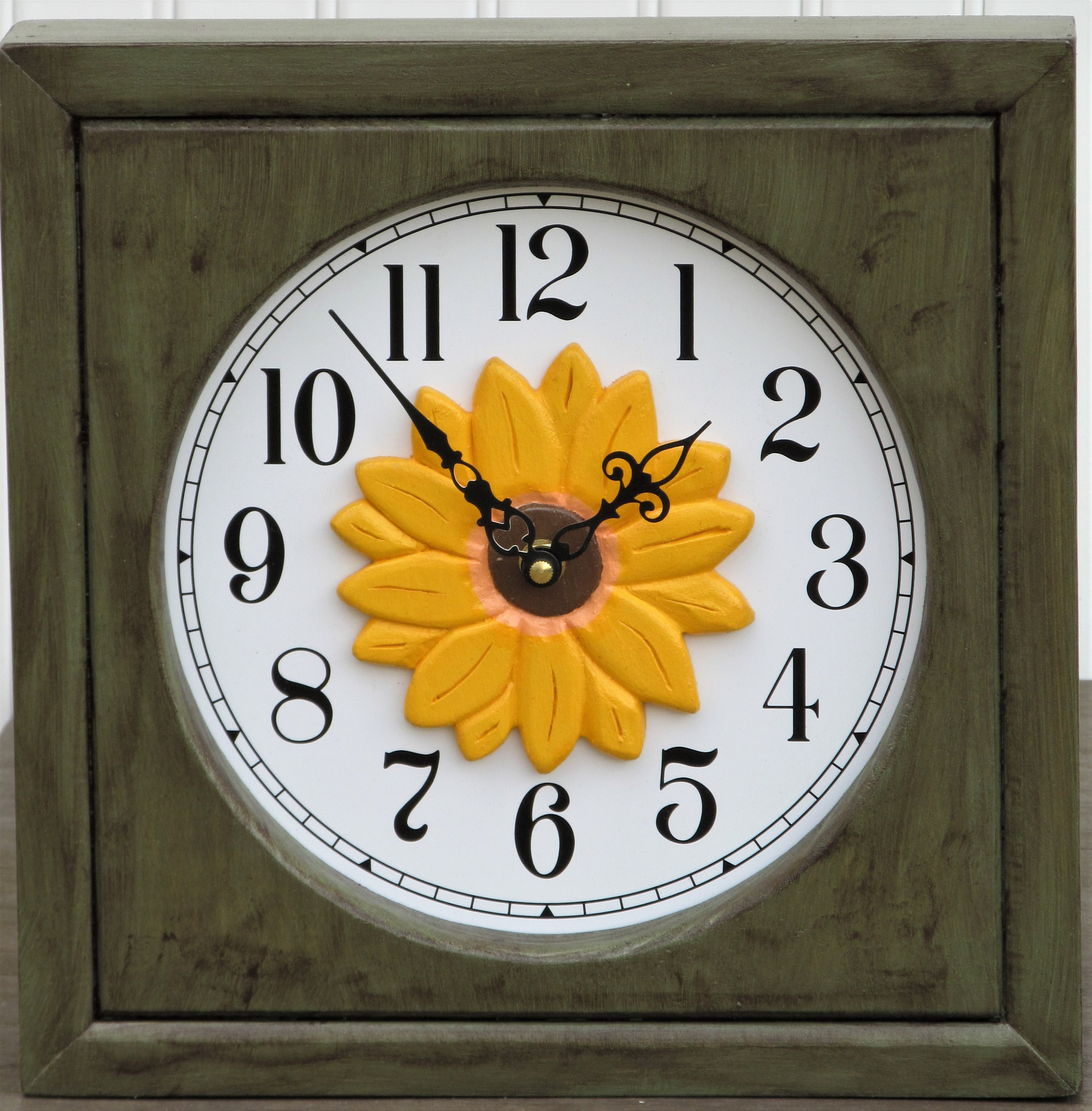 Antique Green Wall Clock With Hand Carved Flower