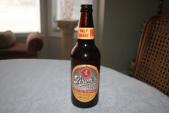 Vintage Stroh's Bohemian Bottle Beer 16 ounces Half Quart