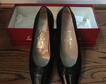 Vintage Ferragamo Black Patent Leather Pumps