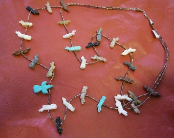 Native American fetish Animal necklace, Navaho, Navajo, Hopi, southwest, tribal Jewellery, beaded necklace