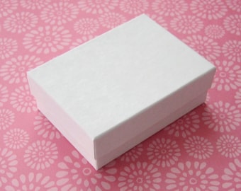10 High Quality Matte White Cotton Filled Jewelry Boxes 2.5 x 1.75 x 15/16 inches - Small