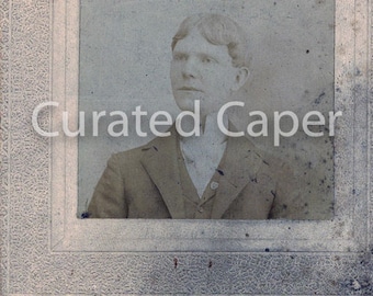 Original vintage photograph of man with high collar