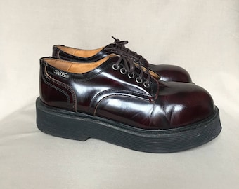 Vintage chunky shoes / rave shoes / platform shoes / 90s platform shoes / platform oxfords / festival shoes / leather shoes