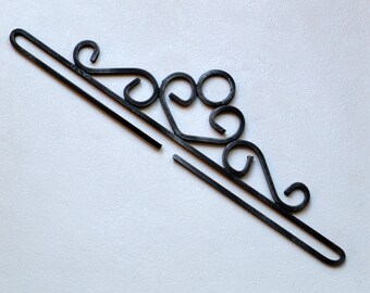 Wrought iron embroidery hanger for 41 cm / 16 in wide textile Vintage bell pull metalwork Quilt hanger Wall decor metal hardware supply