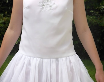 Short chiffon sleeveless party dress white color size 34-36