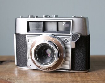 Vintage Agfa Optima Original Compur Camera with Color Apotar S Lens and Original Leather Case