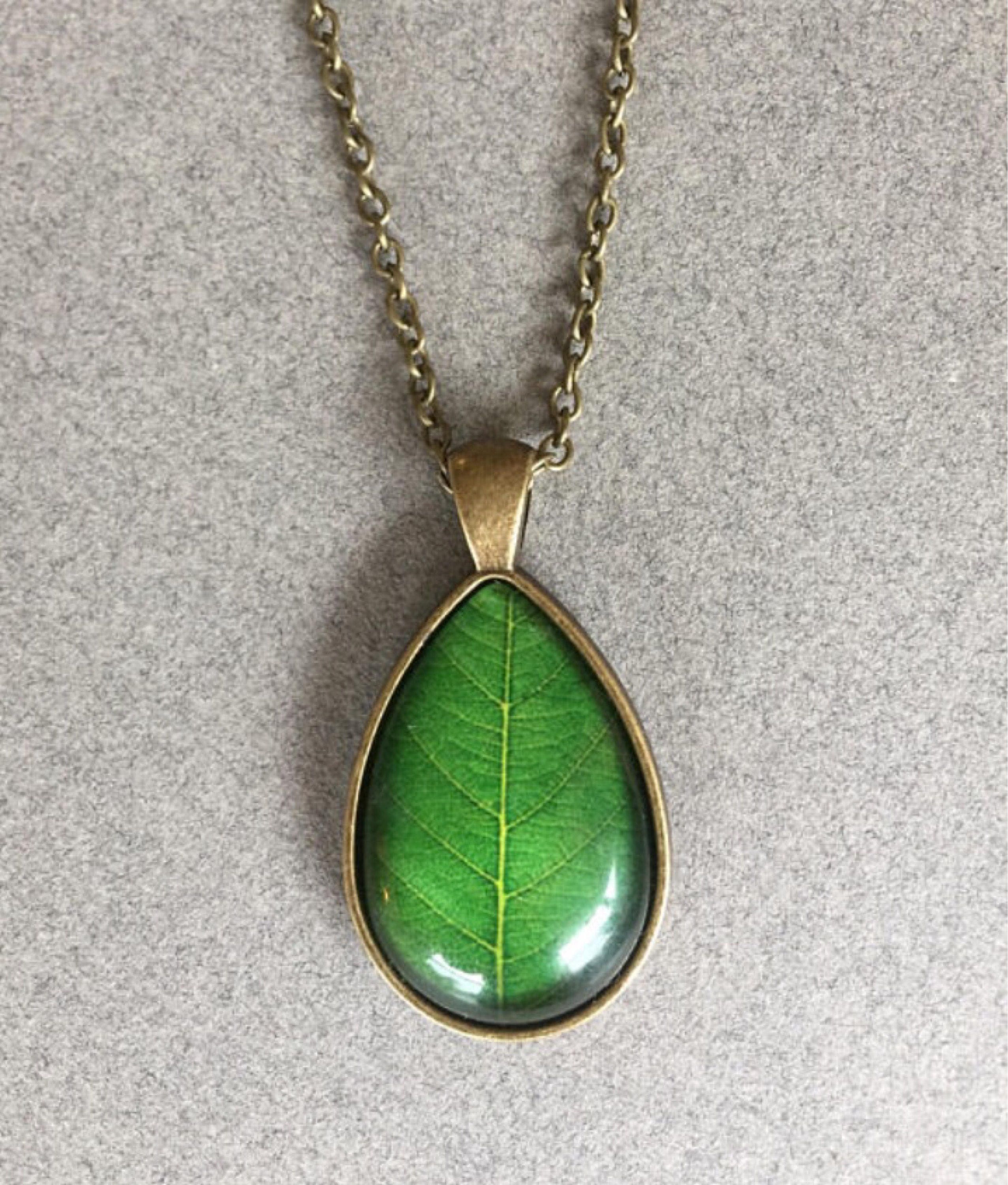 Green Leaf Pendant Necklace Glass Water Drop Pendant