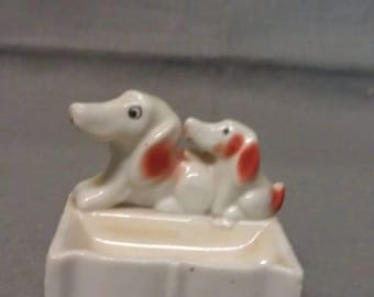 White and Tan Dogs Gum Holder - Ring Holder