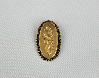 Vintage 1/20 12K gold filled brooch edged floral
