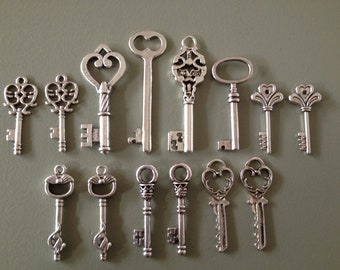 14 x Antique Silver Skeleton Key Charms Silver Vintage Key Set Skeleton Key Pendants Jewelry Making Key Charms - Keys to the Castle -