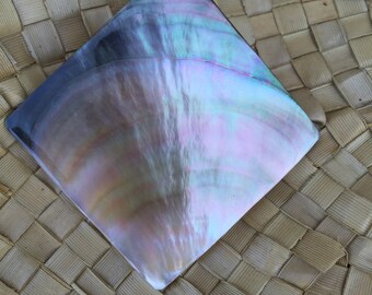 Mother of pearl shell, square, pendant, Tahitian costume, Polynesian jewelry, Polynesian dance, 2 sizes