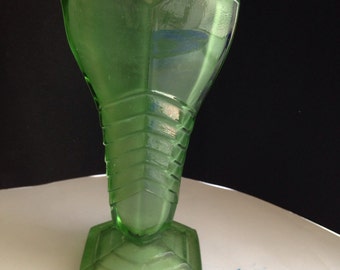 An Art Deco Davidson 'chevron' patterned pressed glass vase.