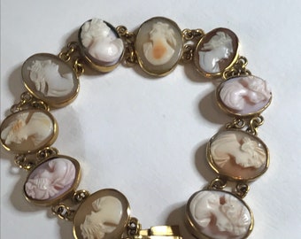 An Antique Victorian Cameo Bracelet 18ct