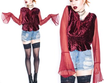 90s Vintage Burgundy Velvet Renaissance India Witch Bell Sleeve Boho Romantic Goth Top Small
