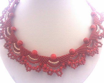 Red micromacrame necklace Macramya