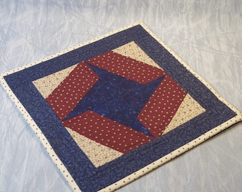 Quilted Candle Mat/Table Topper, Patriotic