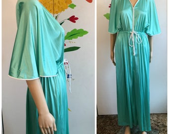Womens 60s Sea Foam Green Robe White Piping Size Small Zip Front Vintage House Coat Waist Tie Angel Sleeves 1960's Loungewear Sleepwear
