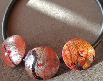 cracked trio necklace