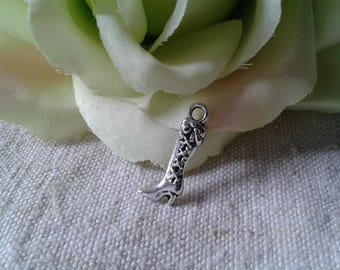 set of 10 boots, silver metal charms