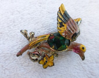 Vintage early plastic bird brooch enamel and green cabochon AH91