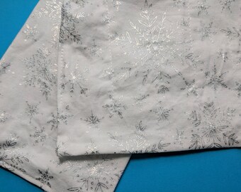 Shiny Snowflakes Marble Maze Fidget