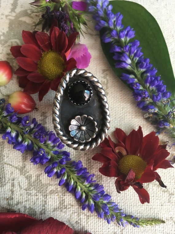 Onyx and Paisely Sterling Silver Ring, size 6.75