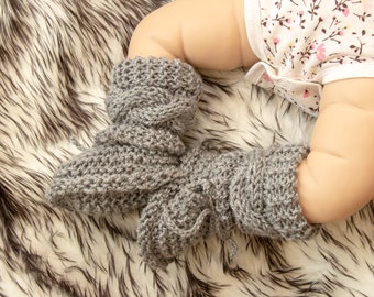 Gray baby booties - Unisex Baby Booties- Knitted booties- Baby boy booties- Baby Hand Knitted Booties- Cable knit baby boots- Infant booties