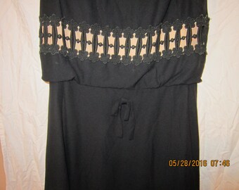 Perfect Little Black Dress With embroidered Lace Detail size M