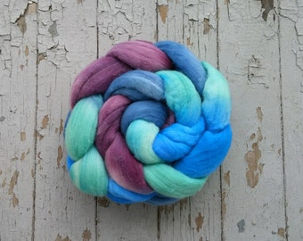 Merino Hand Dyed Roving (Combed Top) Hand Painted 4 oz - Jewel of the Sea