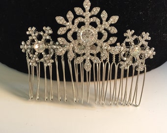 Winter snowflake hair comb Winter wedding hair accessories - Wedding hair comb - Bridal hair accessories - party headpiece -