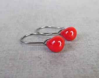Poppy Red Drop Earrings Oxidized Silver, Red Earrings, Small Wire Dangle Earrings Red Glass, Sterling Silver Oxidized Earrings, Red Lampwork