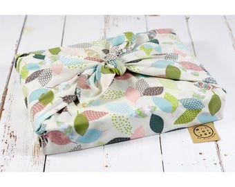 Furoshiki in organic cotton GOTS pastel leaves zero packaging waste, durable, eco-friendly, reusable, 75 x 75 cm.