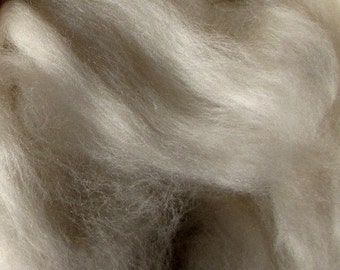 Tasmanian Superfine Merino (19.5 micron) top/roving 100 g
